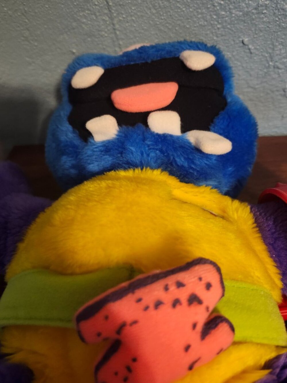 Vintage Plush 1986 Zugly Hug a Monster with Breakaway Chain by Marchon - Picture 9 of 10
